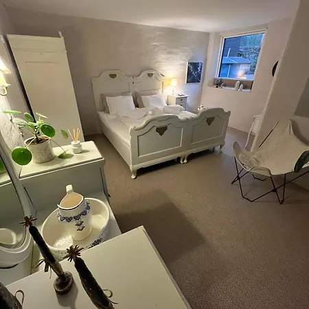 Bed & Breakfast Winding